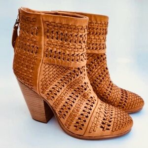 RAG & BONE, Classic Newbury Booties in Cognac/Woven Leather, Size 38.5, EUC